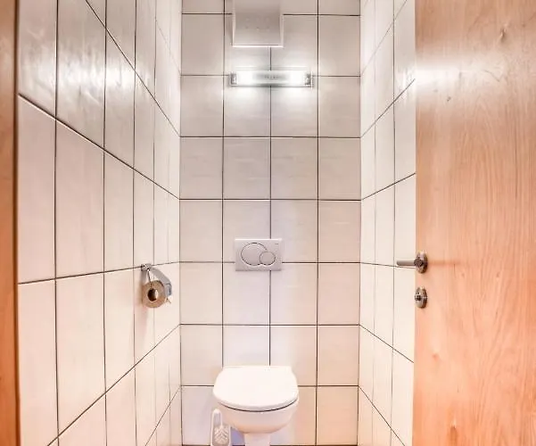 Appartementhaus Sonneck アパートホテル イムスト