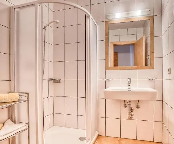 アパートホテル Appartementhaus Sonneck イムスト